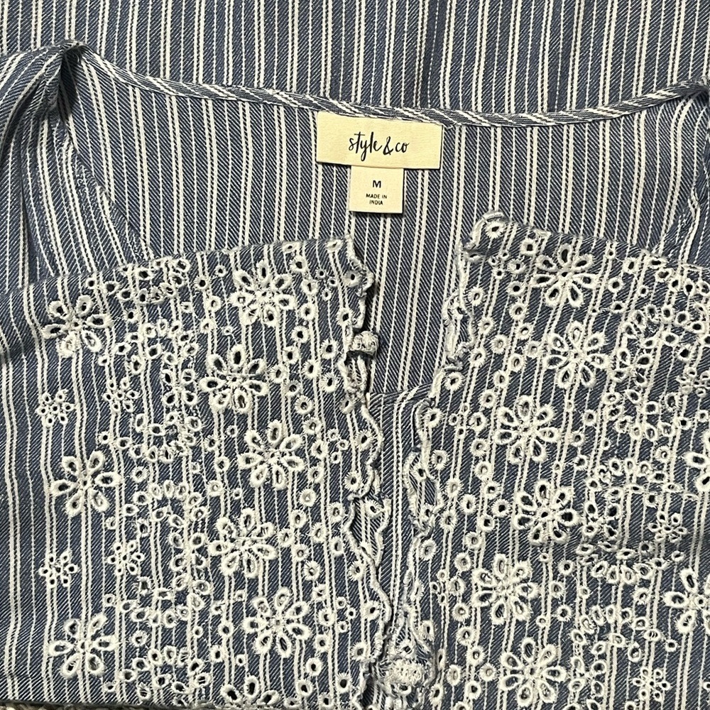 🔥 Style & Co. Blue Striped Blouse with Eyelet Sleeves - Picture 3 of 7